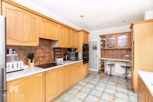 Photo 17- click for photo gallery